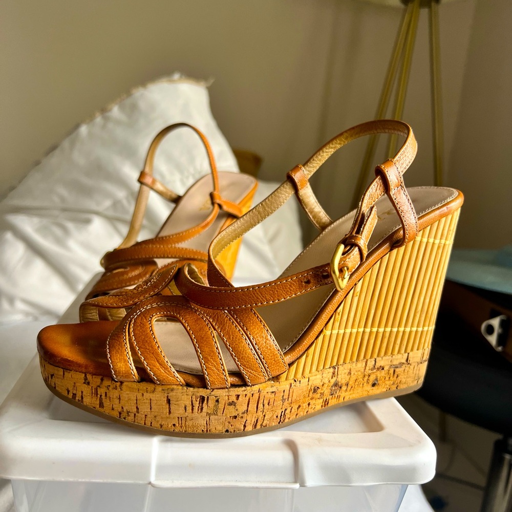 PRADA tan/camel wedge with bamboo detail
